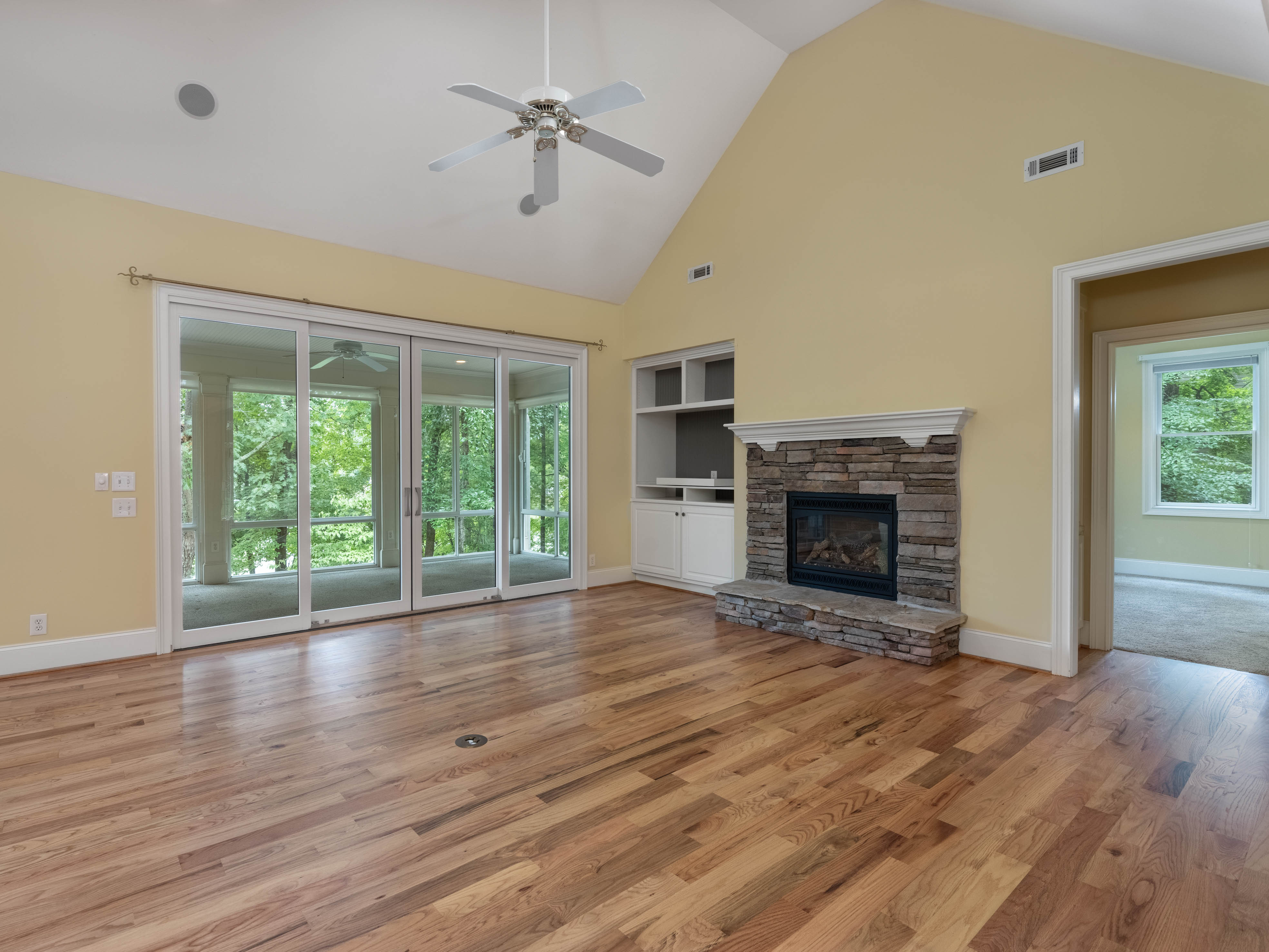 1141 Davison Drive image 6